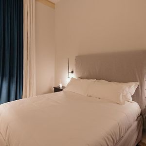 Standard Zimmer mit Kingsize-Bett